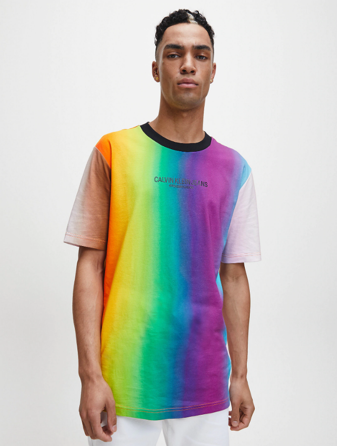 Мужская футболка из органического хлопка с радугой от Сalvin Klein