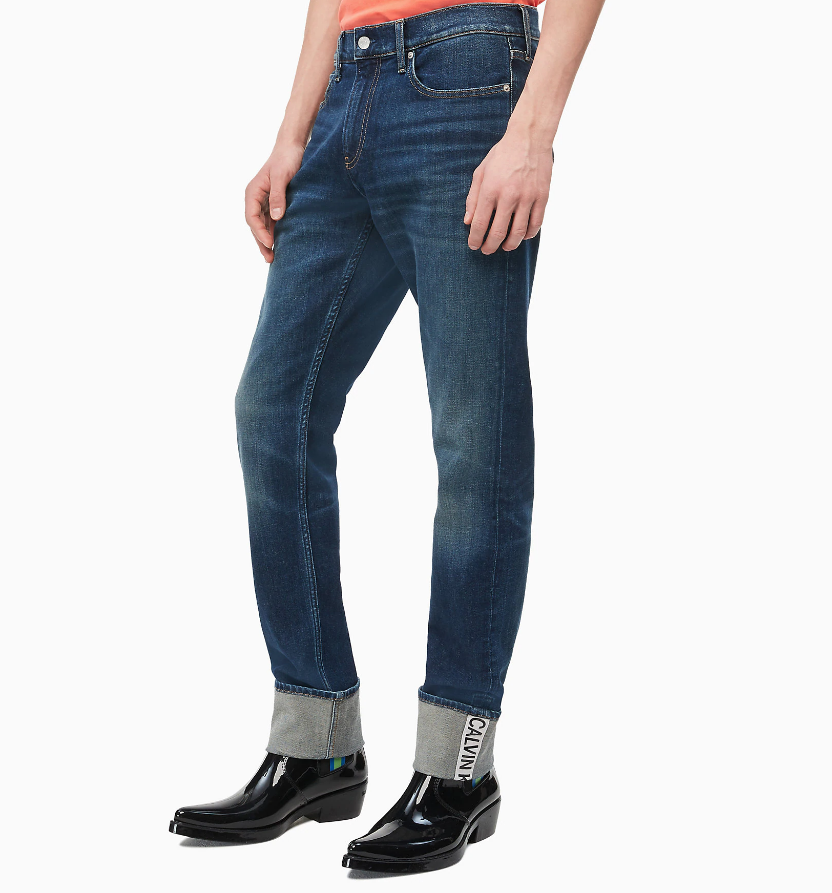 Мужские облегающие джинсы с подворотами от Сalvin Klein